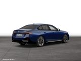 BMW 550e xDrive Limousine