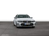 BMW 330e xDrive Touring
