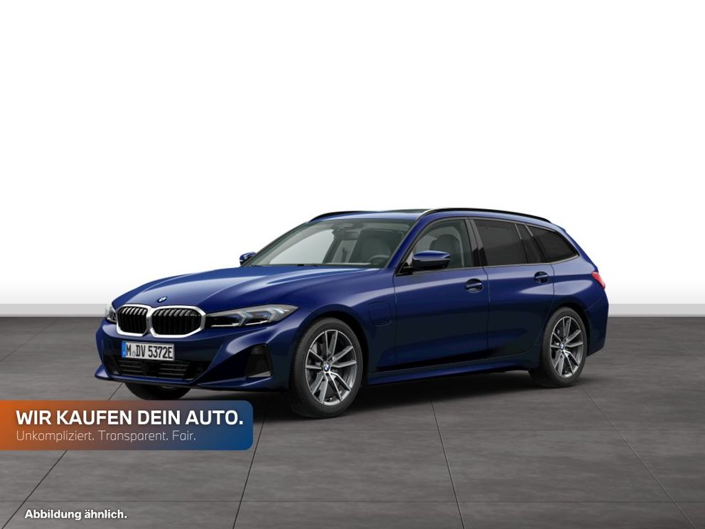 BMW 330e xDrive Touring