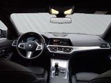 BMW 320 d Limousine Sport-Line PDC HiFi Klima DAB