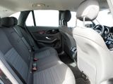 MERCEDES-BENZ GLC 300 de 4M //  AHK DISTR KAMERA SPUR STANDH