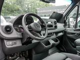 MERCEDES-BENZ Sprinter 519 PRITSCHE DOKA LANG KLIMA ALLRAD AHK