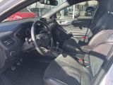 FORD Focus Turnier ST LED/KeyLess/Navi/Winter/RFK/APP