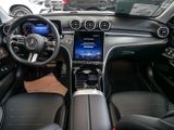 MERCEDES-BENZ C 300 e T // BURM AMG NIGHT DISTR SPUR PANO PDC