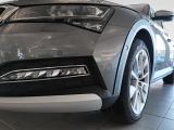 SKODA Superb Combi 2.0 TDI Scout 4x4 (EURO 6d) Klima