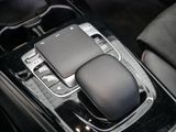 MERCEDES-BENZ A 250 e PREMIUM AMG DISTR PANO SPUR KAMERA PDC