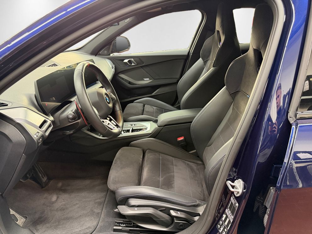 BMW M135 i xDrive M Sport Pro Tansanitblau+H&K