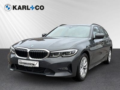 BMW 318 d touring HiFi Panorama AHK Sportsitze Stop&Go
