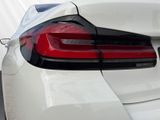 BMW 520 d Limousine M Sport Leder Glasdach HiFi Adap. LED ACC