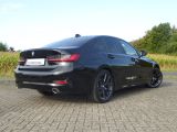 BMW 318 i Limousine Advantage LED Sitzheizung PDC DAB