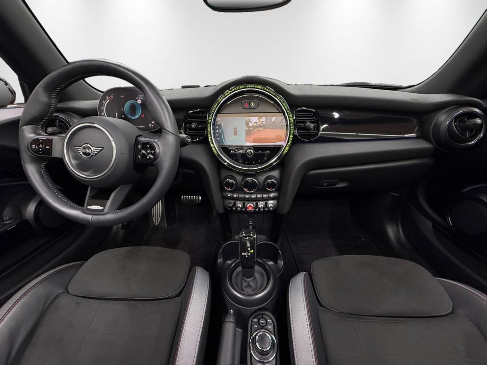 MINI Cooper Cabrio John Cooper Works Trim RFK+Navi