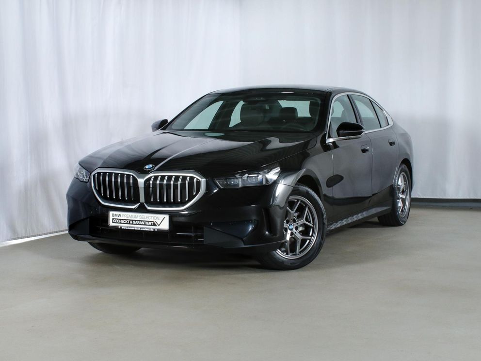 BMW 520 d xDrive Lim. AHK Memory 4xSHZ ACC StandHZG