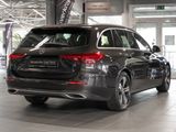 MERCEDES-BENZ C 220 d T  // AVANTGARDE KAMERA SPUR PDC SHZ