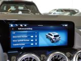 MERCEDES-BENZ GLA 200 d // AMG NIGHT MEMO MULTI 360 AHK KAMERA