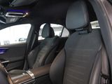MERCEDES-BENZ C 300 de // AMG DISTR SPUR STANDH AHK KAMERA