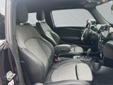 MINI Cooper SE Classic Trim LED DAB Driving Assistant