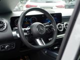 MERCEDES-BENZ GLB 200 d | AMG NIGHT AHK DISTR KAMERA PANO SPUR