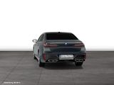 BMW M760e xDrive Limousine