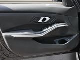 BMW 320d xDrive Touring M-Sport,Pano,AHK