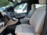 MERCEDES-BENZ V 220 AVANTGARDE WINTER BURMESTER 360° AHK 2,5T 6SITZER