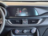 ALFA ROMEO Stelvio 2.0 Turbo 16V Temp+RFK+Navi+Klimaautom