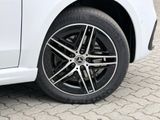 MERCEDES-BENZ V 300 AVA NIGHT AMG ALLRAD MOPF2 7SITZER PANO