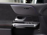 MERCEDES-BENZ EQB 300 4M // AMG DISTR SPUR STANDH KAMERA SHZ