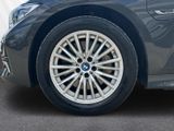 BMW 330 e Touring Luxury Line ACC HUD Laser Pano SHZ