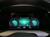VW Golf VII 2.0 TDI Variant Life SPUR AHK SHZ MEMO