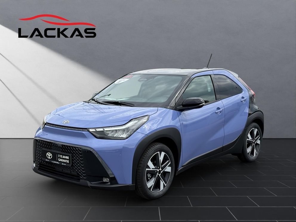 TOYOTA Aygo X Hybrid Teamplayer*Inkl. WKR*KAMERA*SHZ*
