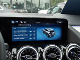 MERCEDES-BENZ GLA 200 d | AMG NIGHT AHK DISTR KAMERA PANO SPUR