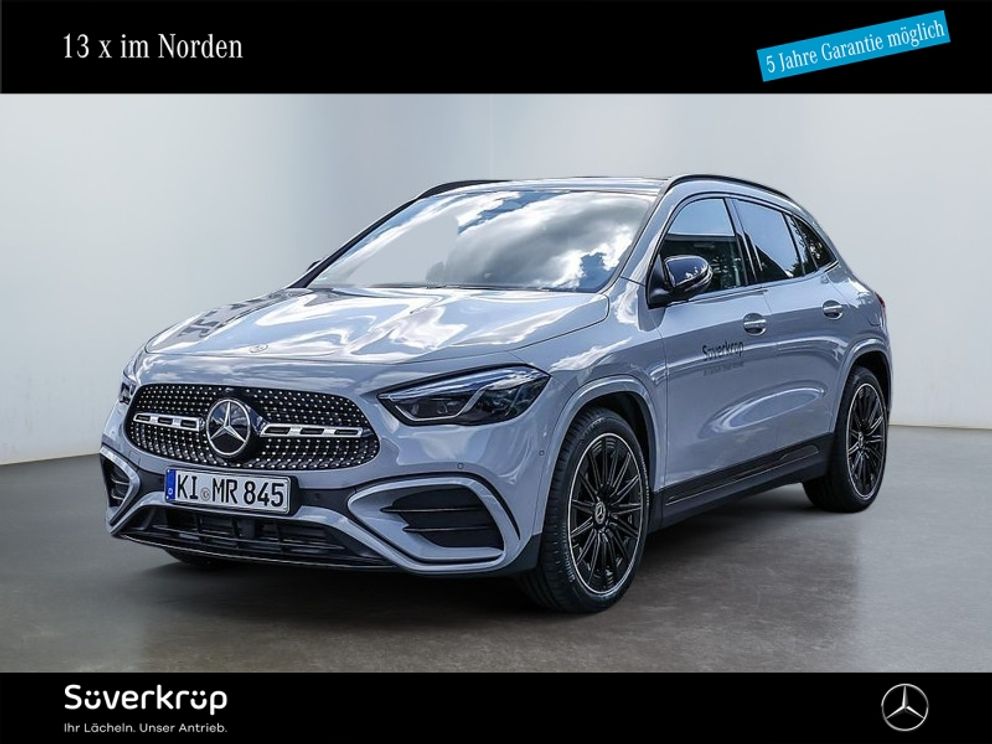 MERCEDES-BENZ GLA 200 d AMG NIGHT SPUR PANO AHK KAMERA PDC