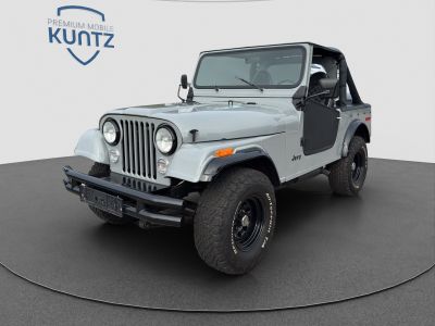 JEEP CJ-7 5.0L V8 | Frame-Off restauriert | Sidepipes