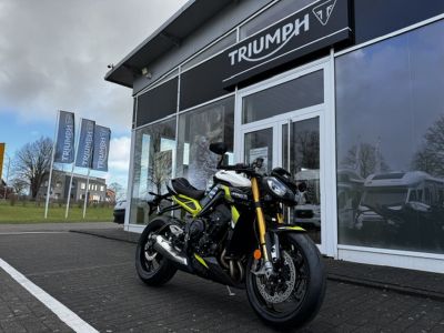 TRIUMPH Street Triple 765 Moto2 Edition Nr. 669/1000
