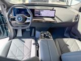 BMW iX 40 xDrive Park-Assistent ACC LenkradHZG Rückfahrkam. 360 Kamera NP.88.670,-