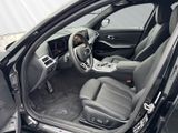 BMW 330 dA xDrive M-Sport Ad. LED Panorama ACC HiFi