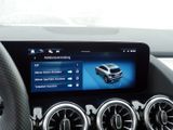 MERCEDES-BENZ GLA 200 d | AMG NIGHT AHK DISTR KAMERA PANO SPUR