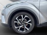 TOYOTA C-HR Hybrid Team D
