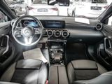 MERCEDES-BENZ A 200 d PROGRESSIVE SPUR PDC SHZ