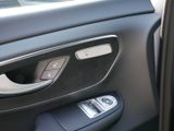 MERCEDES-BENZ V 220 WIDE DISTRO AHK STANDH KAMERA TWA SPUR 6 SITZE