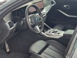 BMW 320 d xDrive M Sport AHK Soundsystem LED HUD Kamera Leder