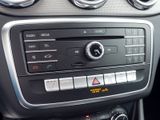 MERCEDES-BENZ GLA 180  PDC SHZ