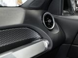 MERCEDES-BENZ GLB 200 d // PROGRESSIVE SPUR PANO AHK KAMERA