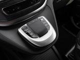 MERCEDES-BENZ V 300 AVANTGARDE EDITION XL NAVI AHK 360° BURM