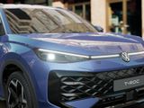 VW T-Roc R-Line 1.5 l eTSI OPF 110 kW (150 PS) 7-Gang-Doppelkupplungsgetriebe DSG