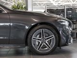 MERCEDES-BENZ C 300 de // AMG DISTR SPUR STANDH AHK KAMERA