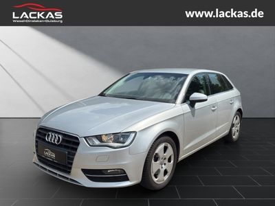 AUDI A3 Sportback (8VA) ambiente Sitzheiz*PDC*Leder*