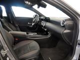 MERCEDES-BENZ A 200 // AMG SPUR KAMERA PDC SHZ