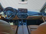 BMW 520 dA xDrive Touring LED ACC el. AHK Head-Up