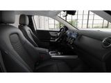 MERCEDES-BENZ GLA 200 NIGHT PROGRESSIVE AHK DISTR KAMERA PANO